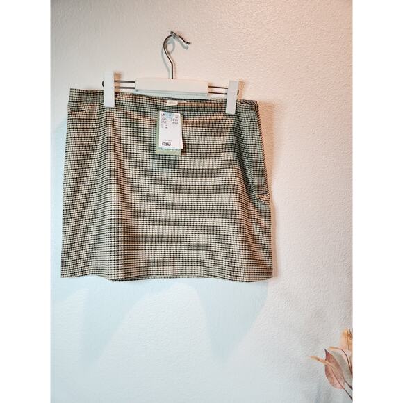 H&M Houndstooth Mini Skirt Women’s Size 12 NWT Plaid‎ Preppy Classic - Picture 1 of 3